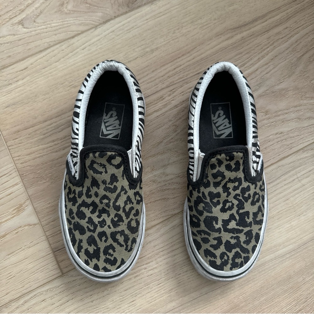 Vans leopard size 12.5 unisex slip on shoes